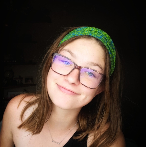 Meet your Posher, Kyra - Picture 1 of 1